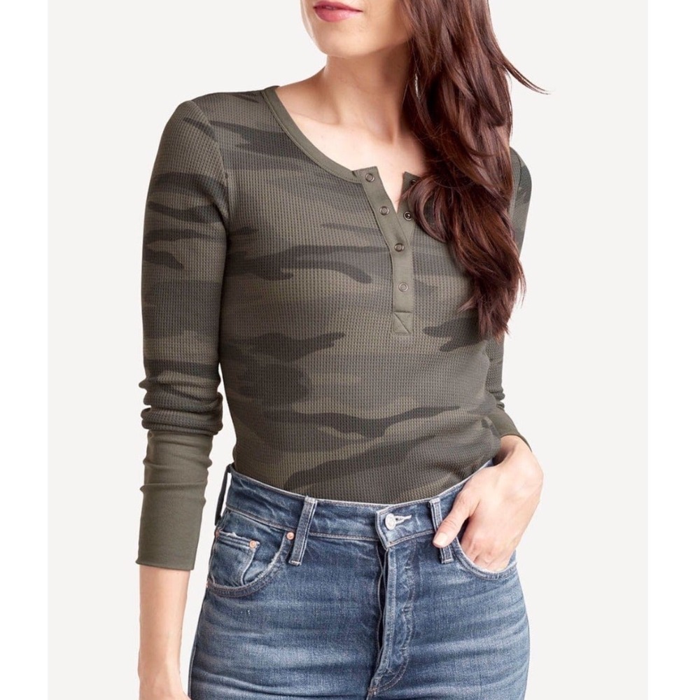 Splendid Forever Camo Waffle Knit Henley Long Sleeve Thermal‎ Top Grey Small